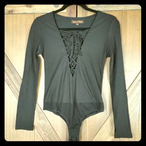 Ribbed Long-Sleeved Bodysuit